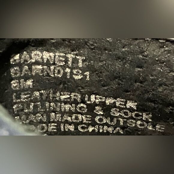 Steve Madden women’s leather black pointed toe Chelsea boots. Clear heel. Size 8 - Picture 8 of 9